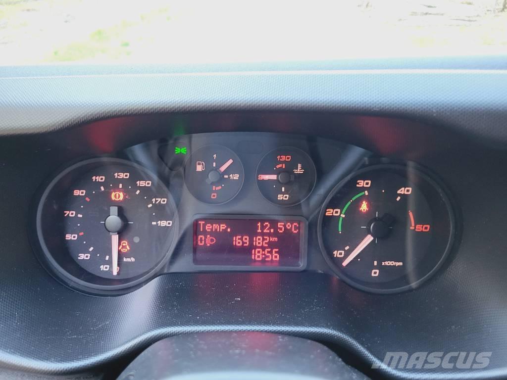 Iveco Daily 35 S15 Transporterek