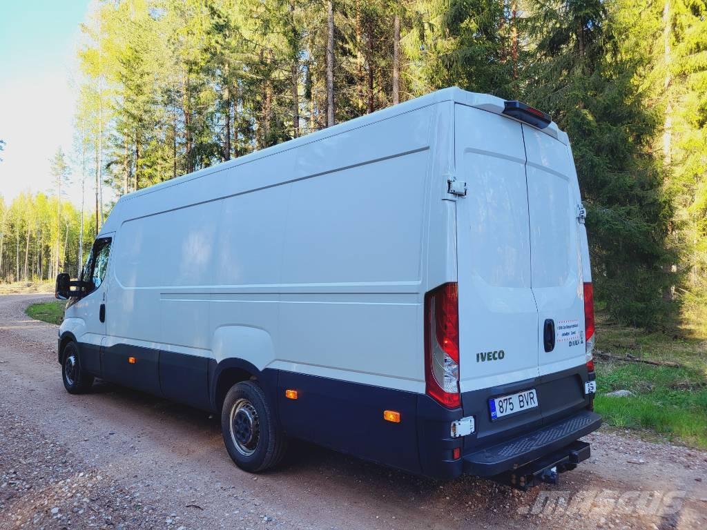 Iveco Daily 35 S15 Transporterek