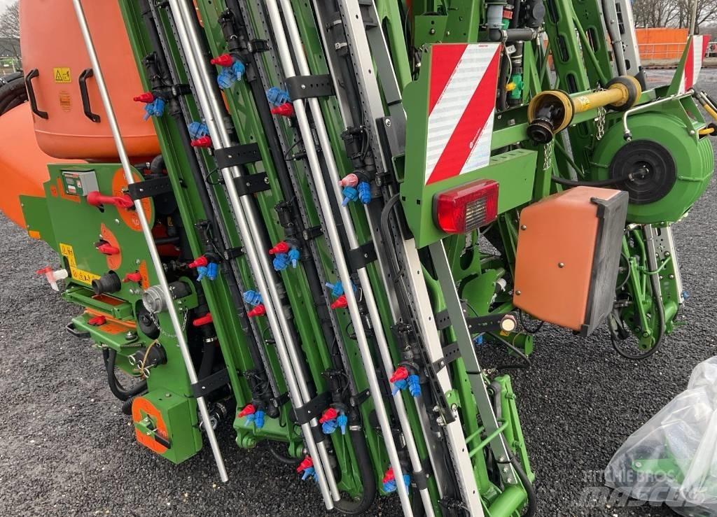 Amazone UF 1801 Vontatott trágyaszórók