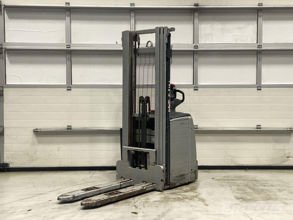 Still EXV14I Gyalogkíséretű targonca