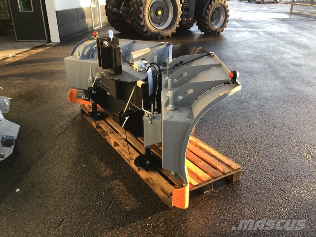 Fjärås 325 VIK PLOG Hóeltakarítók