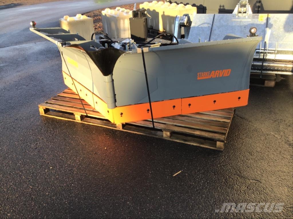 Fjärås 325 VIK PLOG Hóeltakarítók