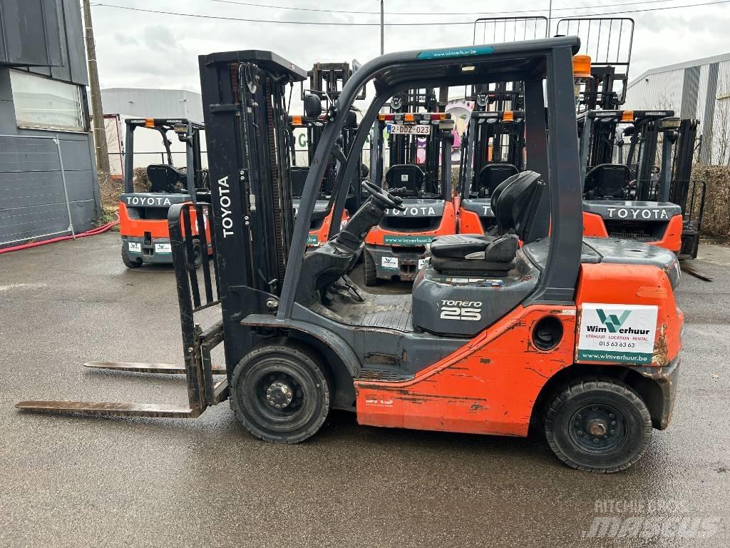 Toyota 02-8 FDF 25 Dízel targoncák