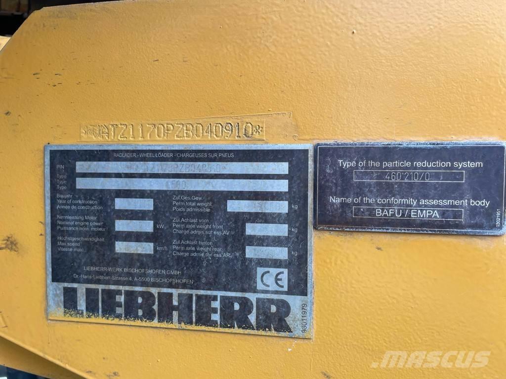 Liebherr L580 Gumikerekes homlokrakodók