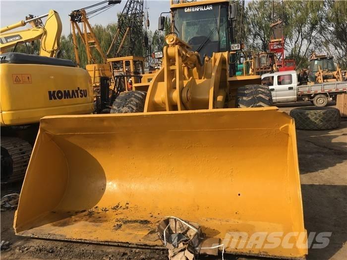 CAT 950 H Gumikerekes homlokrakodók