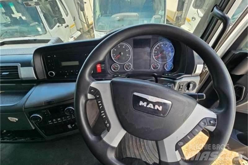 MAN 26 SERIES Egyéb