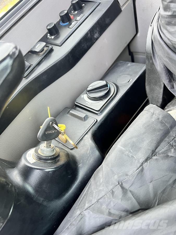 Volvo ECR88D PRO Speciális kotrók