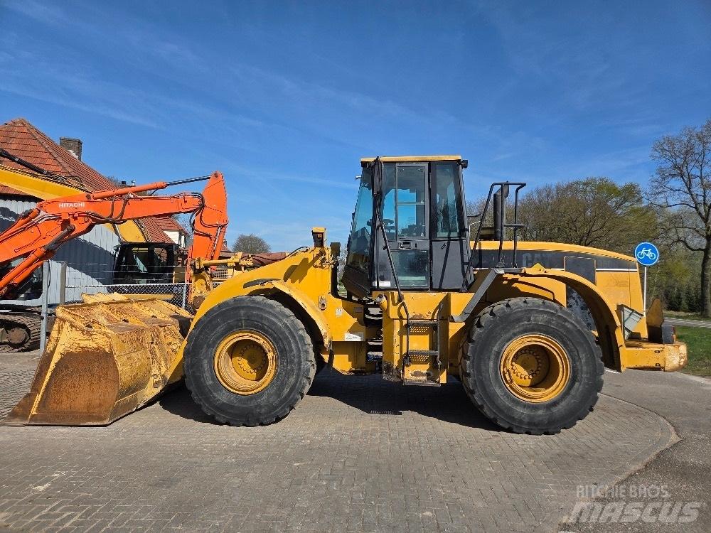 CAT 950G Gumikerekes homlokrakodók