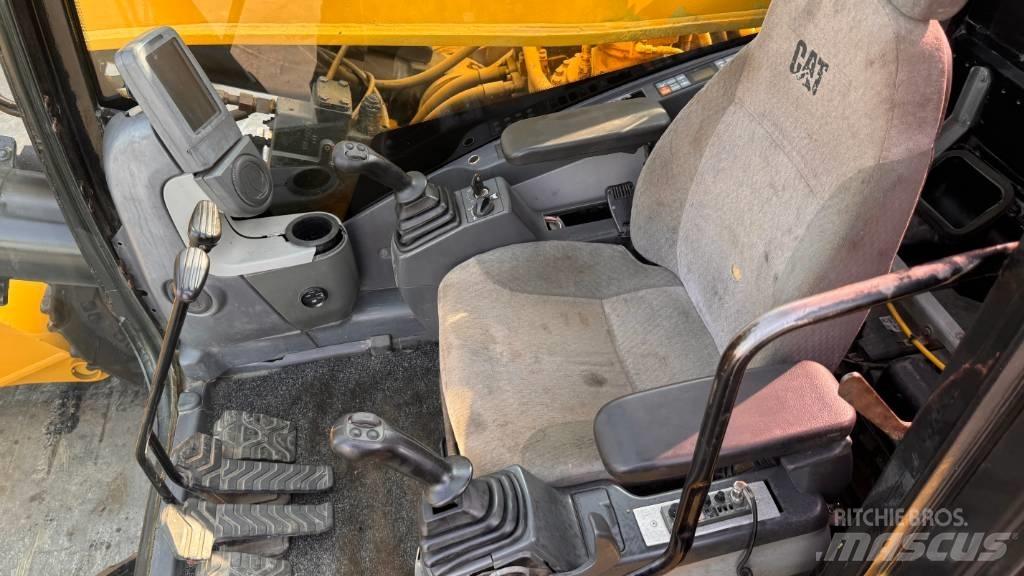 CAT 385CL Longreach Hosszú gém kotrók