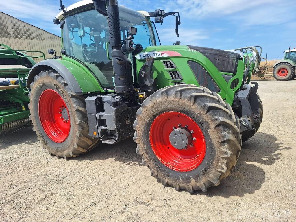 Fendt 718 Traktorok