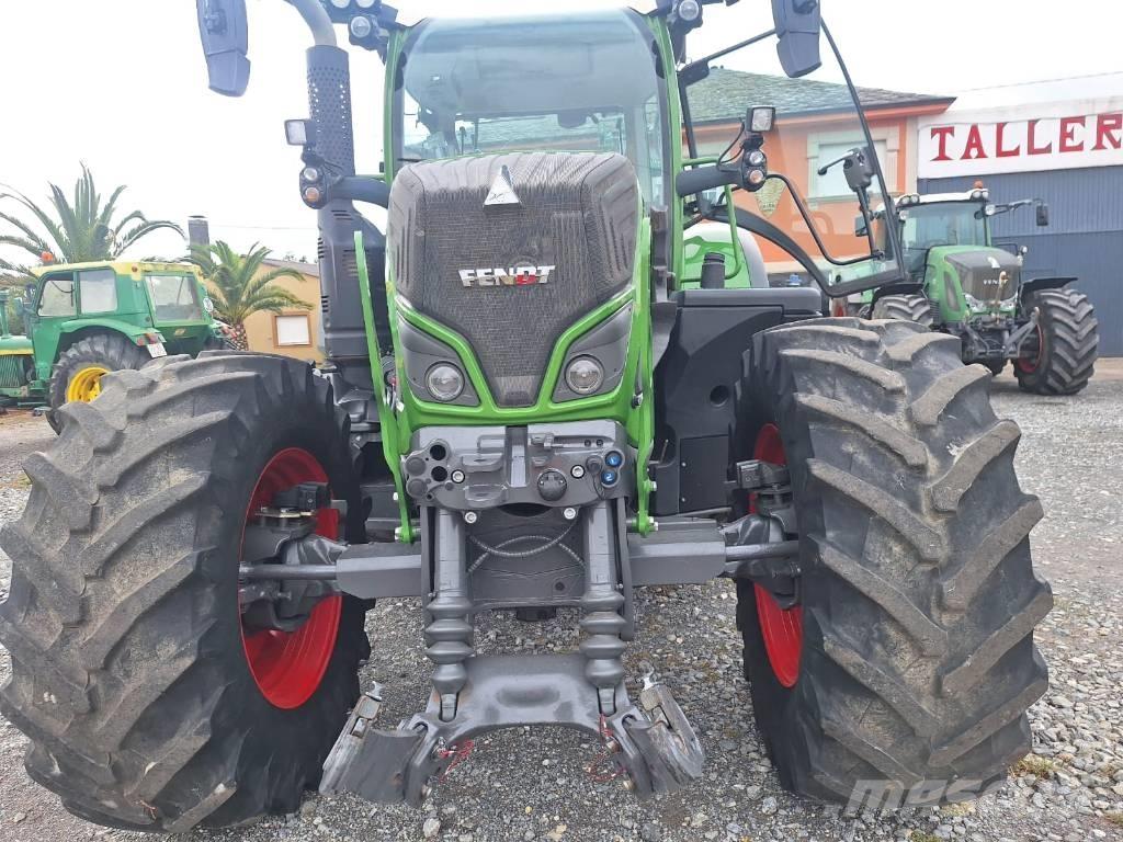 Fendt 718 Traktorok