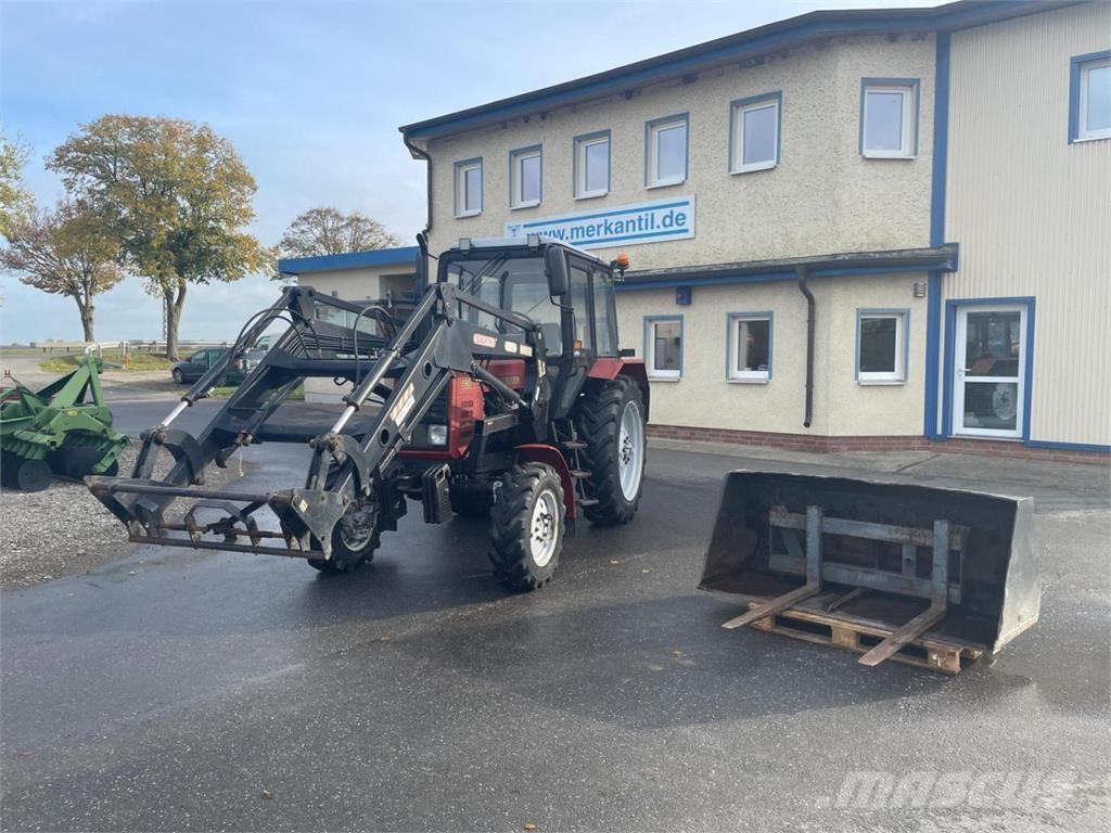 Belarus MTS 820 + FL Traktorok