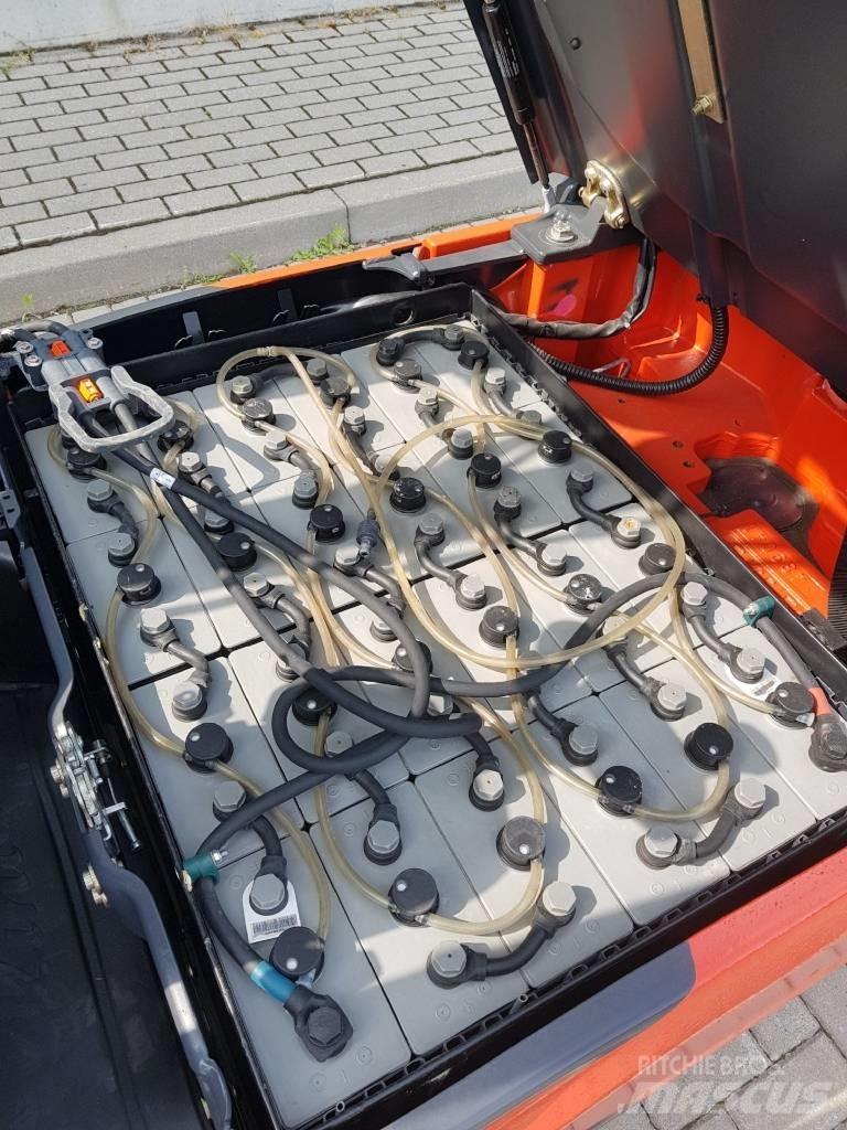 Linde E18 Elektromos targoncák