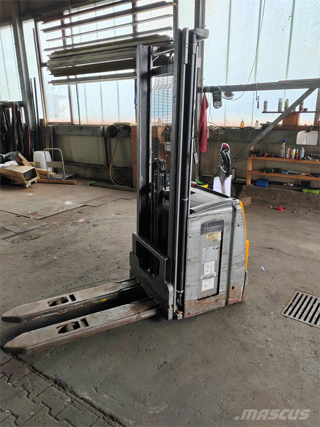 Still EXV14 Elektromos gyalogkíséretű targoncák