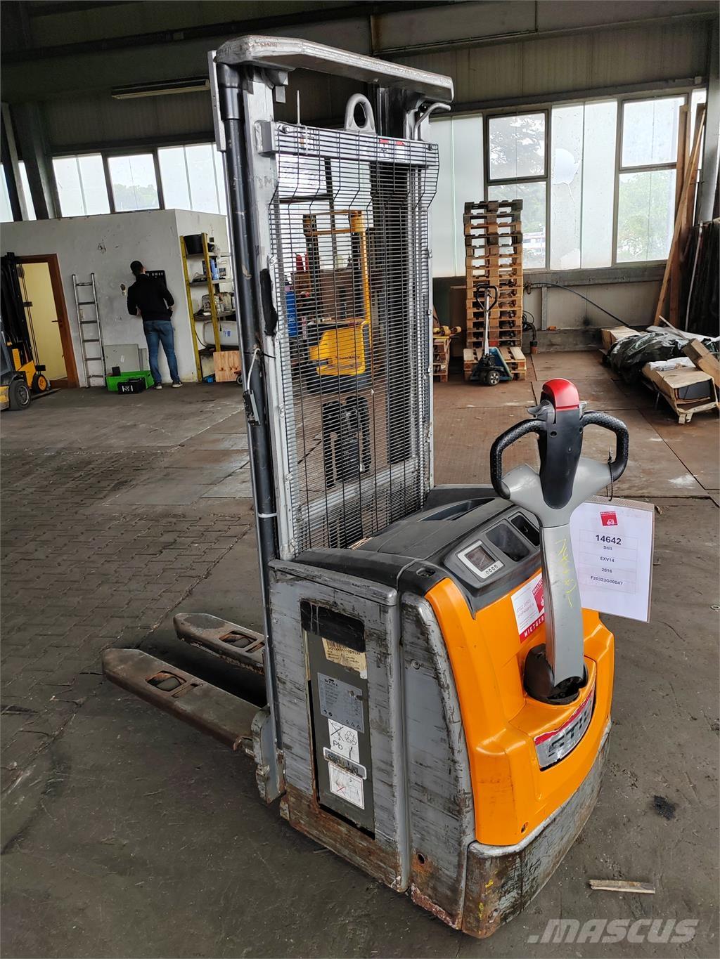 Still EXV14 Elektromos gyalogkíséretű targoncák