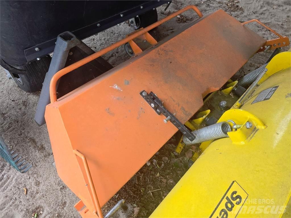 John Deere 4110 Traktorok