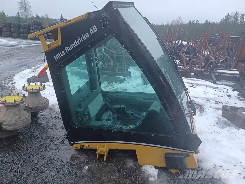 Eco Log 590d Vezetőfülke és belső tartozékok