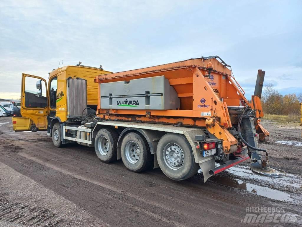Volvo FH540 Horgos rakodó teherautók
