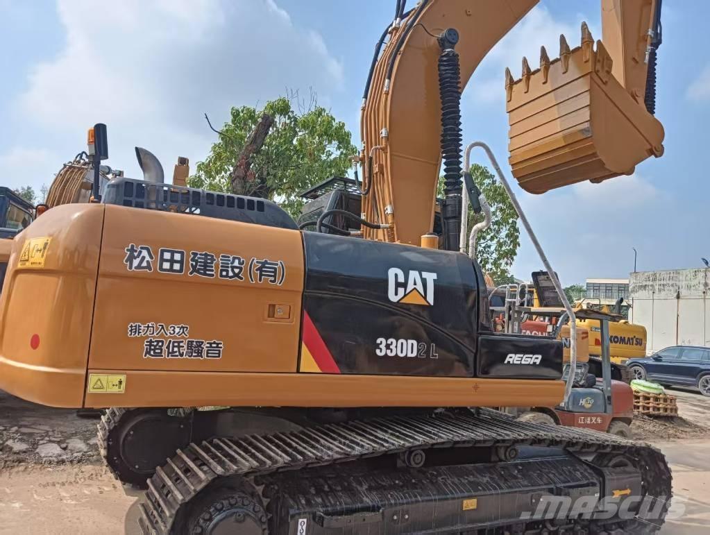 CAT 330 D Lánctalpas kotrók