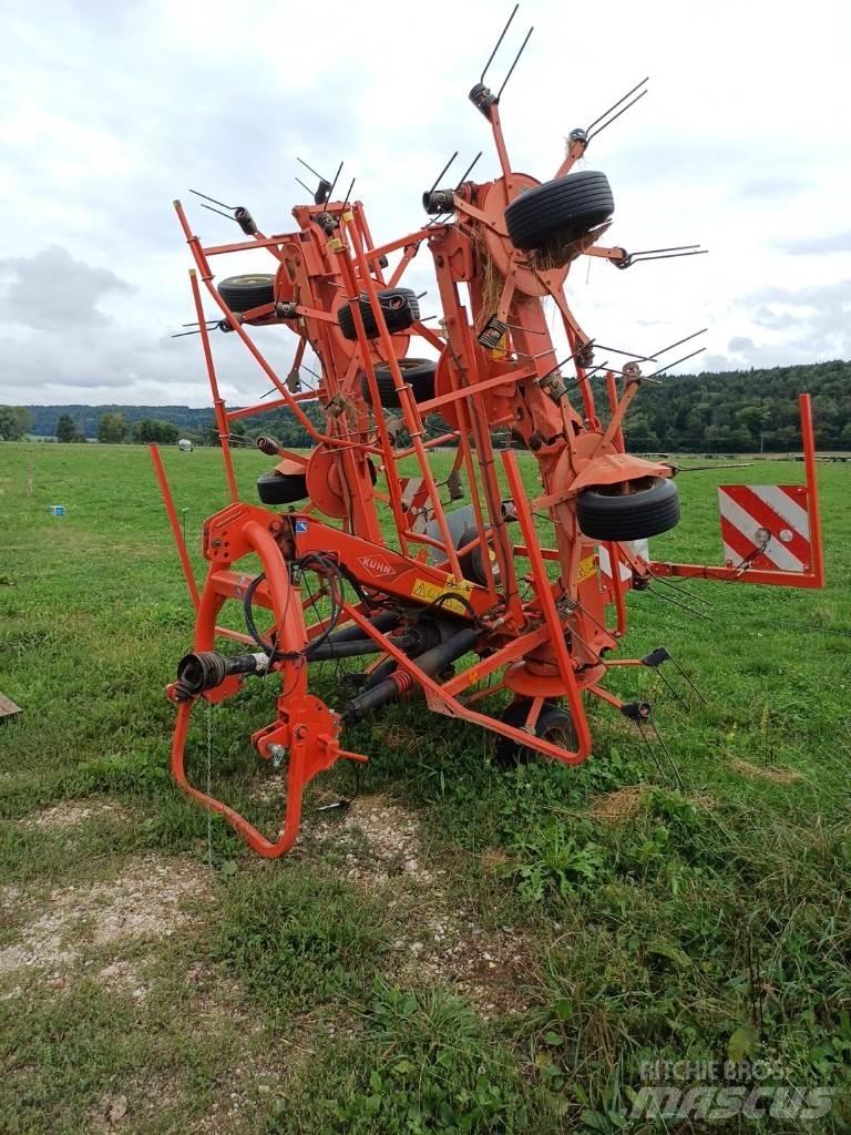 Kuhn GF 8702 Rendkészítő