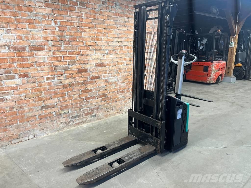 Mitsubishi SBP 12 N Gyalogkíséretű targonca