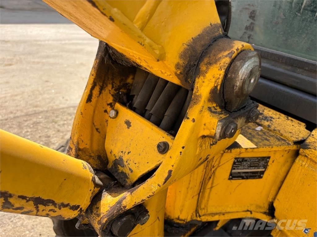Komatsu PC26 MR-3 Építőipar - Egyebek