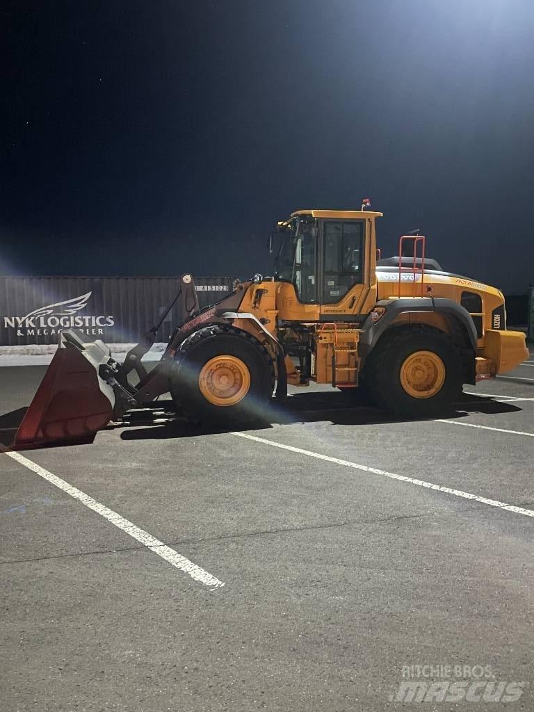Volvo L120H Gumikerekes homlokrakodók