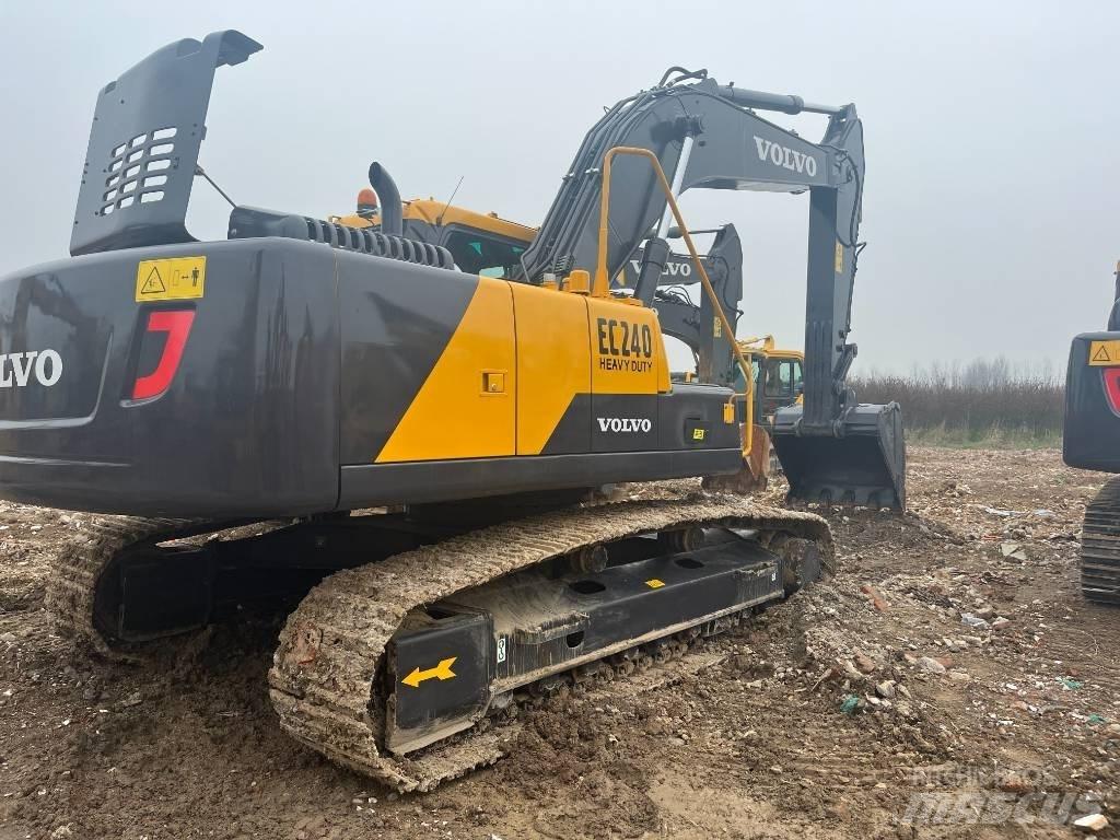 Volvo EC240BLC Lánctalpas kotrók