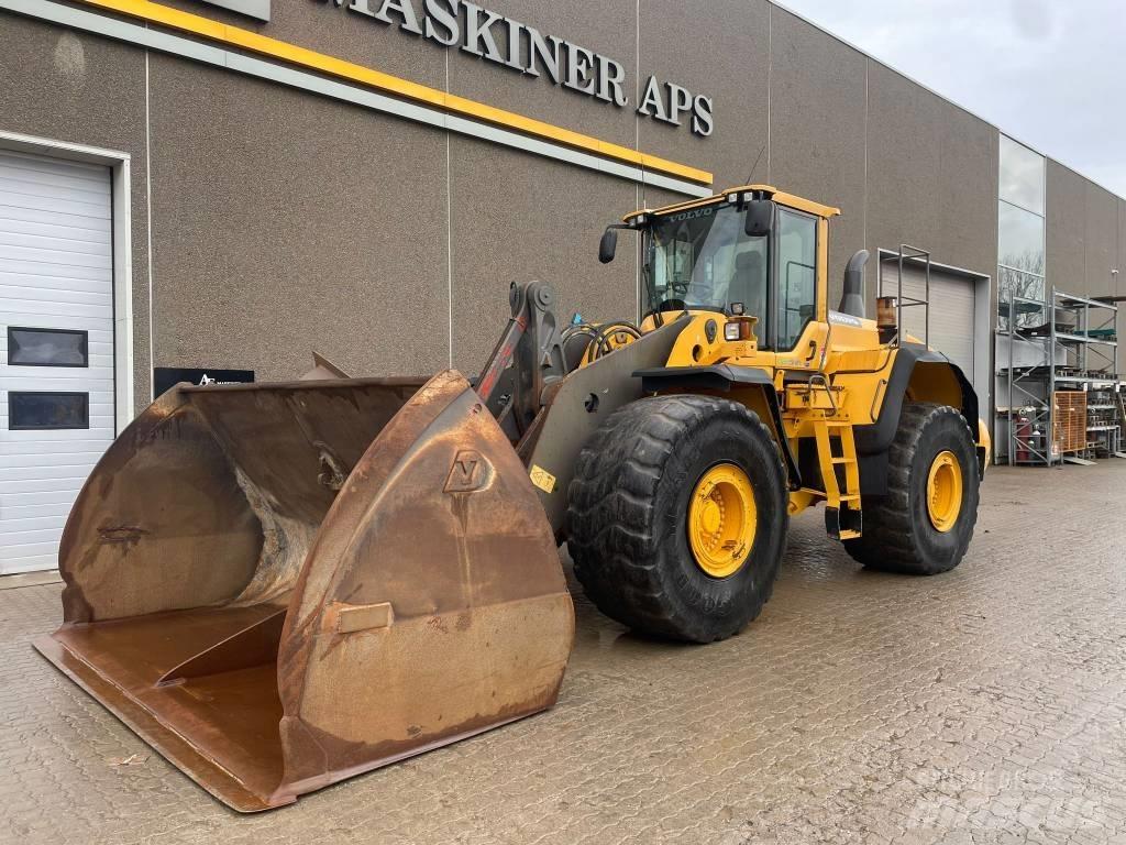 Volvo L220G Gumikerekes homlokrakodók