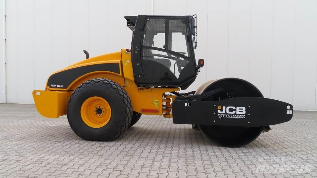 JCB VM200D Egydobos hengerek