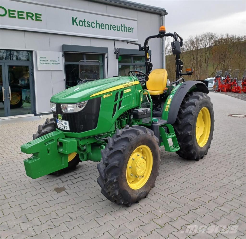 John Deere 5050E Traktorok