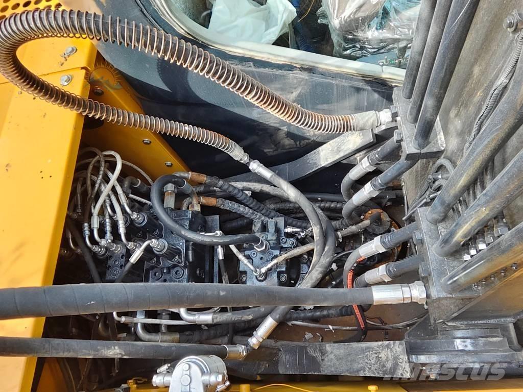 Hyundai Robex 150W Gumikerekes kotrók