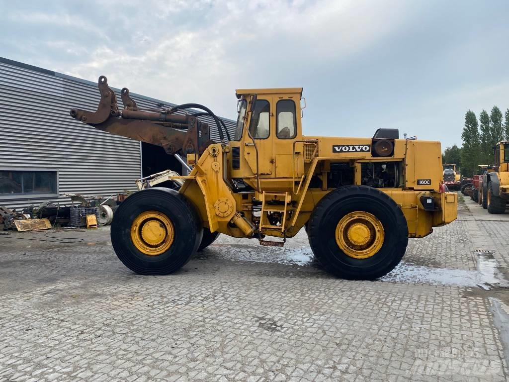 Volvo BM 4600 Gumikerekes homlokrakodók