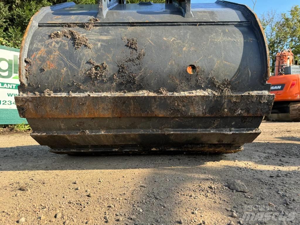 Doosan DX 140 LC Kanalak