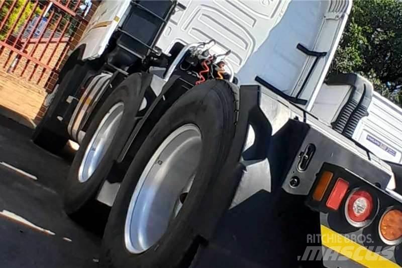 Volvo FMX 440 Egyéb
