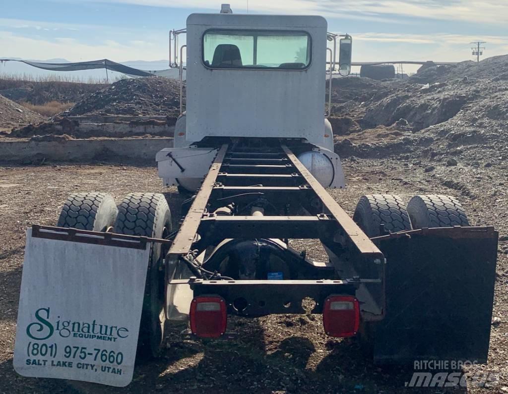Peterbilt 335 Billenő teherautók