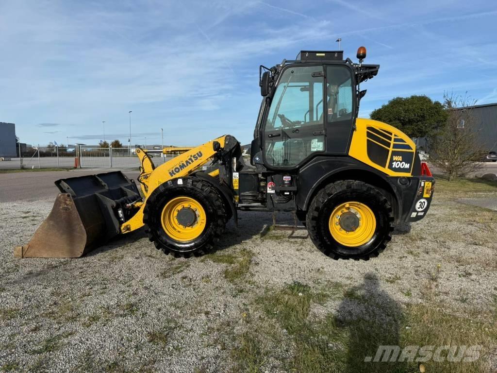 Komatsu WA100 M-7 Gumikerekes homlokrakodók
