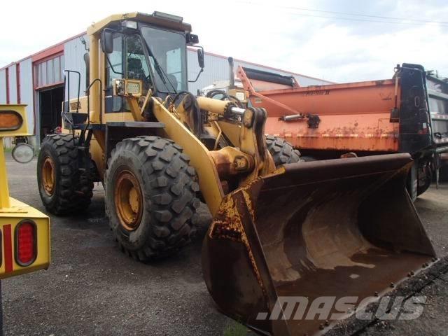 Komatsu WA 380-1L Gumikerekes homlokrakodók