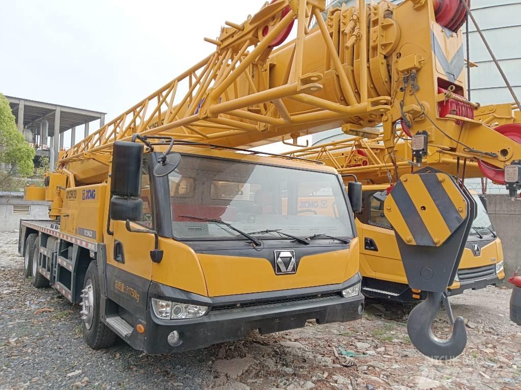XCMG QY25K5D Terepdaruk