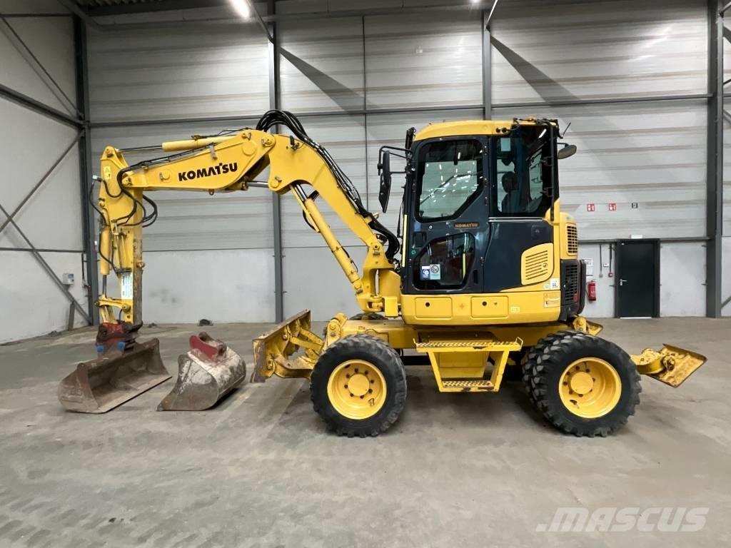 Komatsu PW 98 MR-8 Gumikerekes kotrók