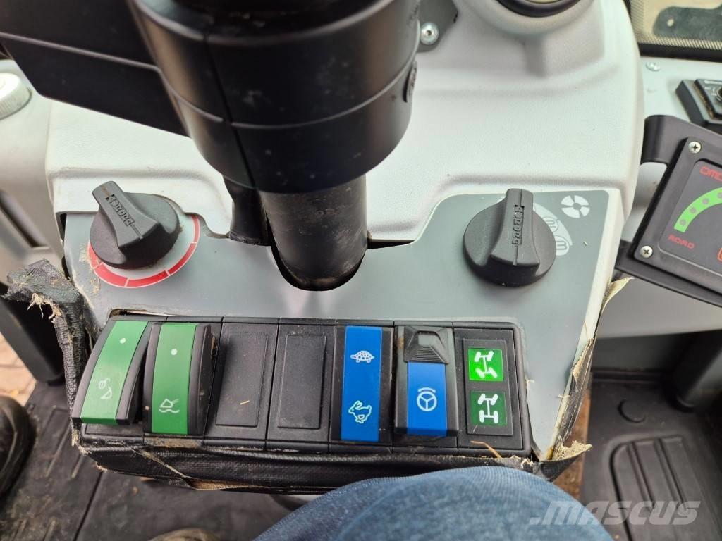 Kramer KL25.5T Univerzális rakodók