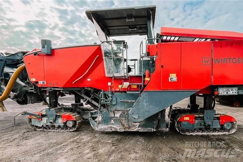 Wirtgen W220 Egyéb