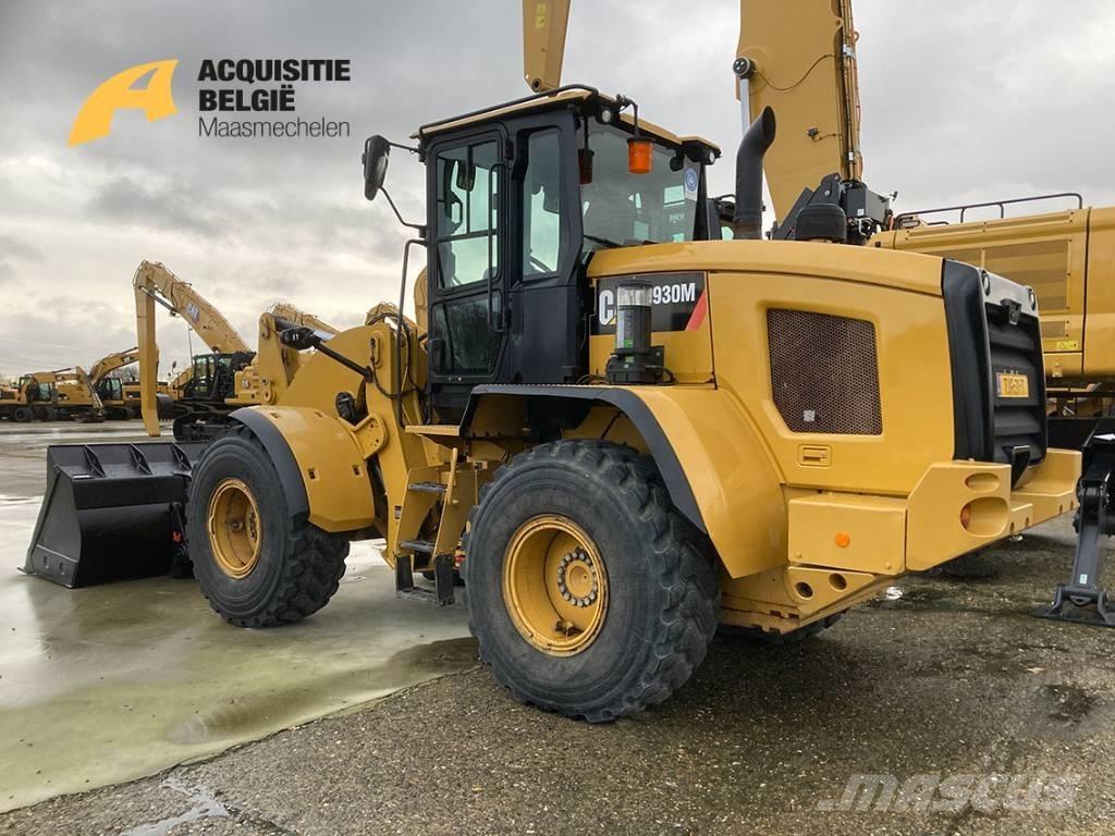 CAT 930M Gumikerekes homlokrakodók