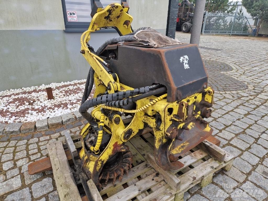 John Deere H414 Betakarító fejek