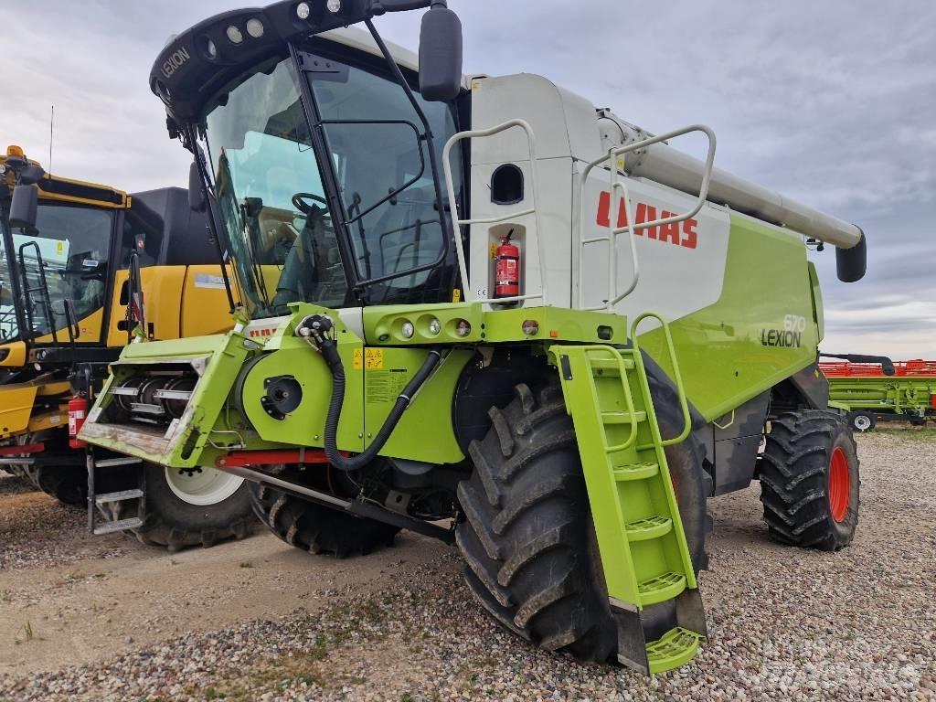 CLAAS Lexion 670 Kombájnok