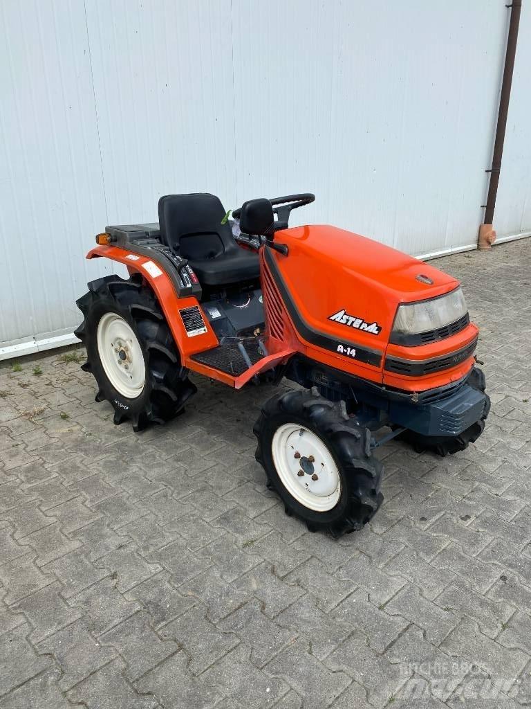 Kubota A14 Kompakt traktorok