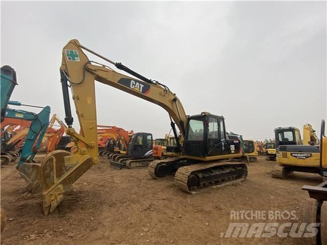 CAT 318D2 Lánctalpas kotrók