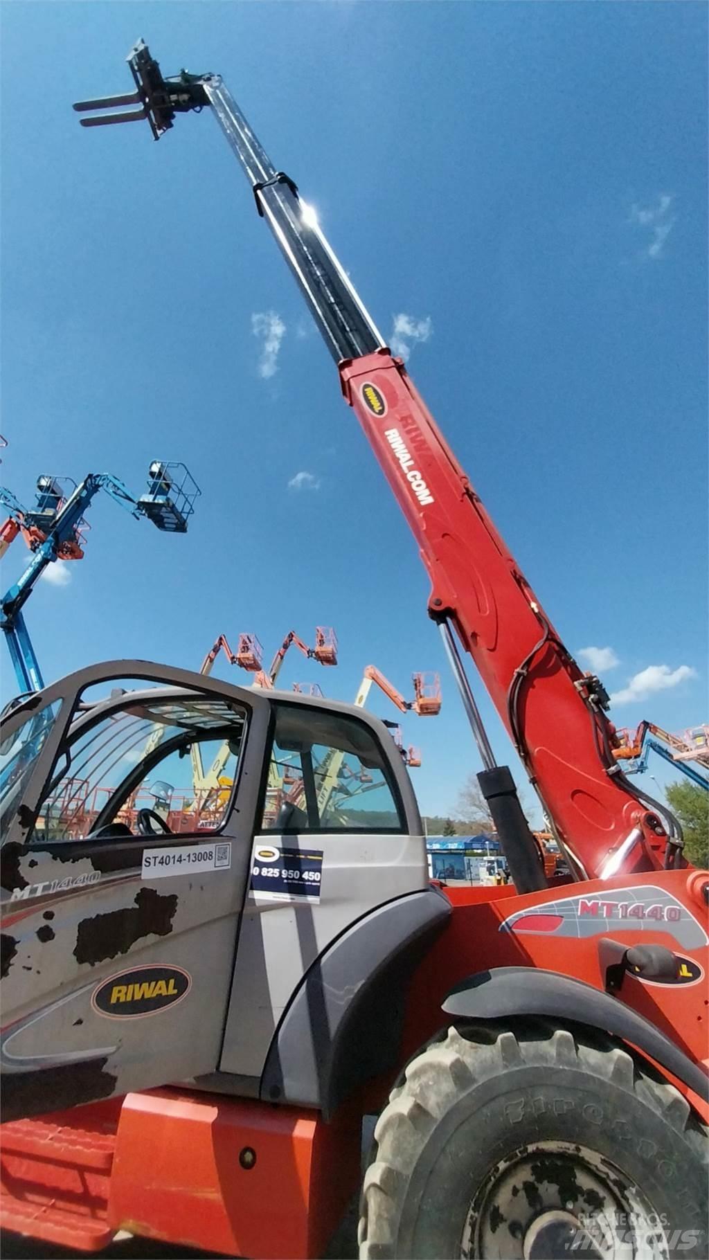 Manitou MT1440 Teleszkópos rakodók