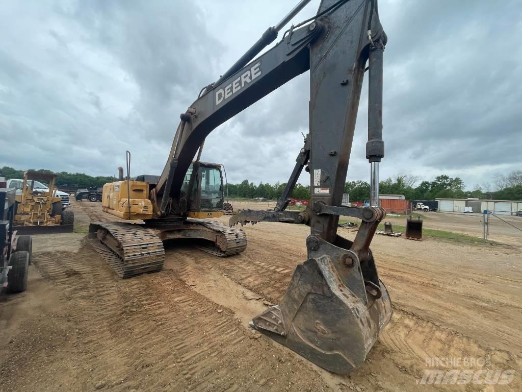 DEERE 250G LC Lánctalpas kotrók