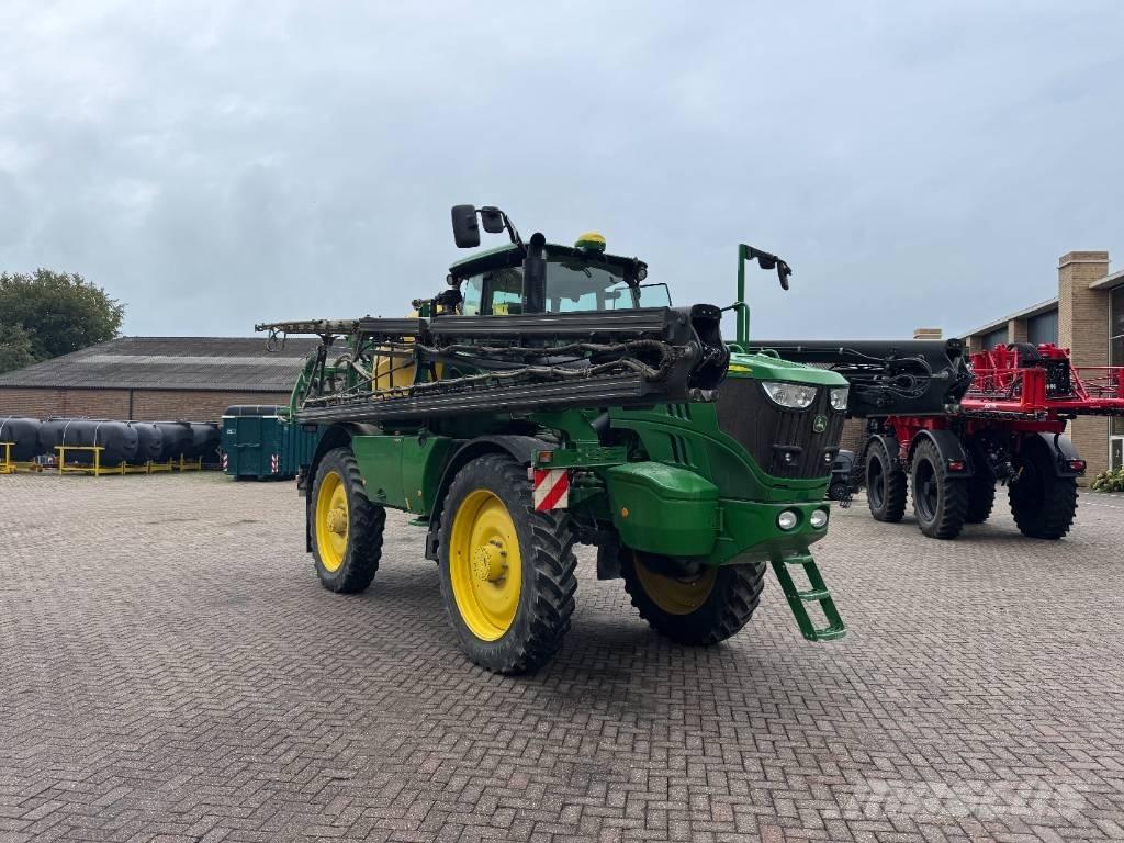 John Deere R4050i Önjáró trágyaszórók
